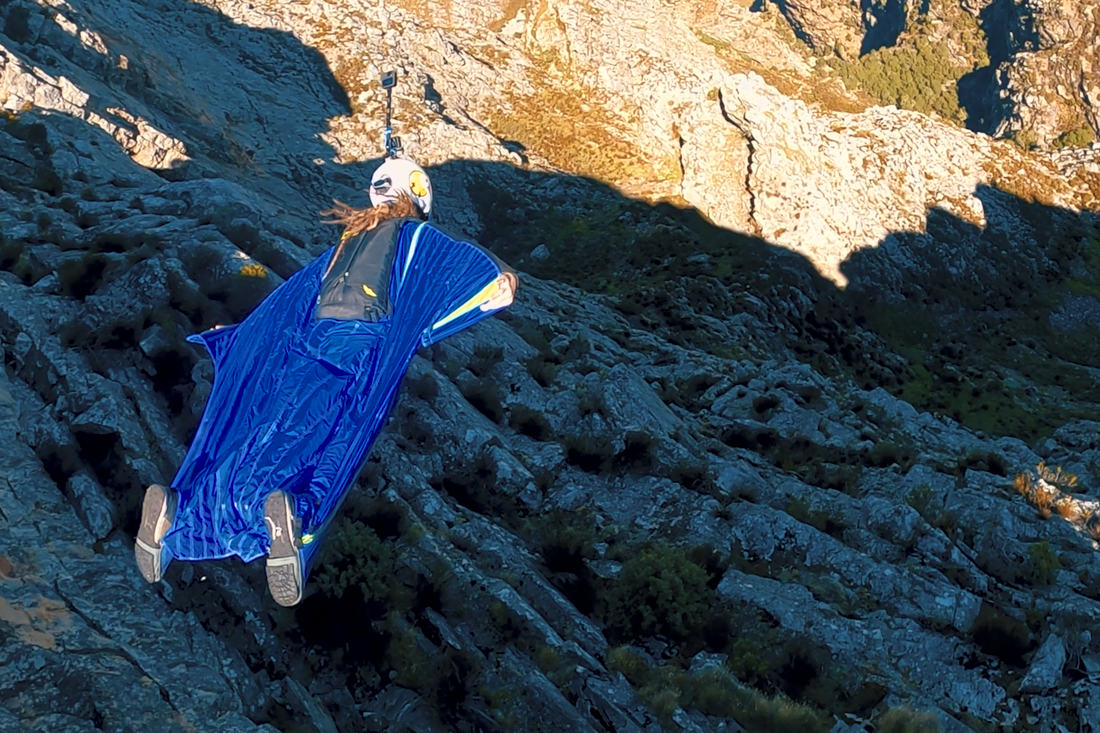 Heli Wingsuiting in Cape Town - Dirty Habits